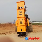 陜西 西安市體采用中航?jīng)_擊壓路機(jī)液壓夯實(shí)機(jī)施